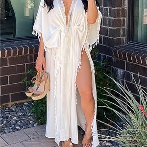 Olía Long Swimsuit Cover up Caftan Beach Dress new NWT